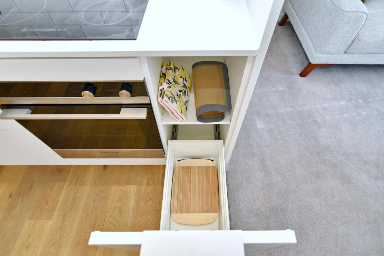 Worcester Terrace Seven - Christchurch Holiday Homes ภายนอก รูปภาพ